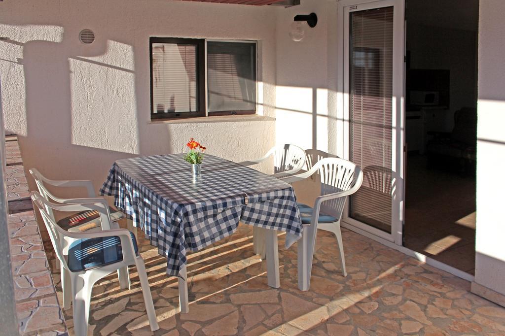 Apartments Mas-Rafaj Vir Exterior foto